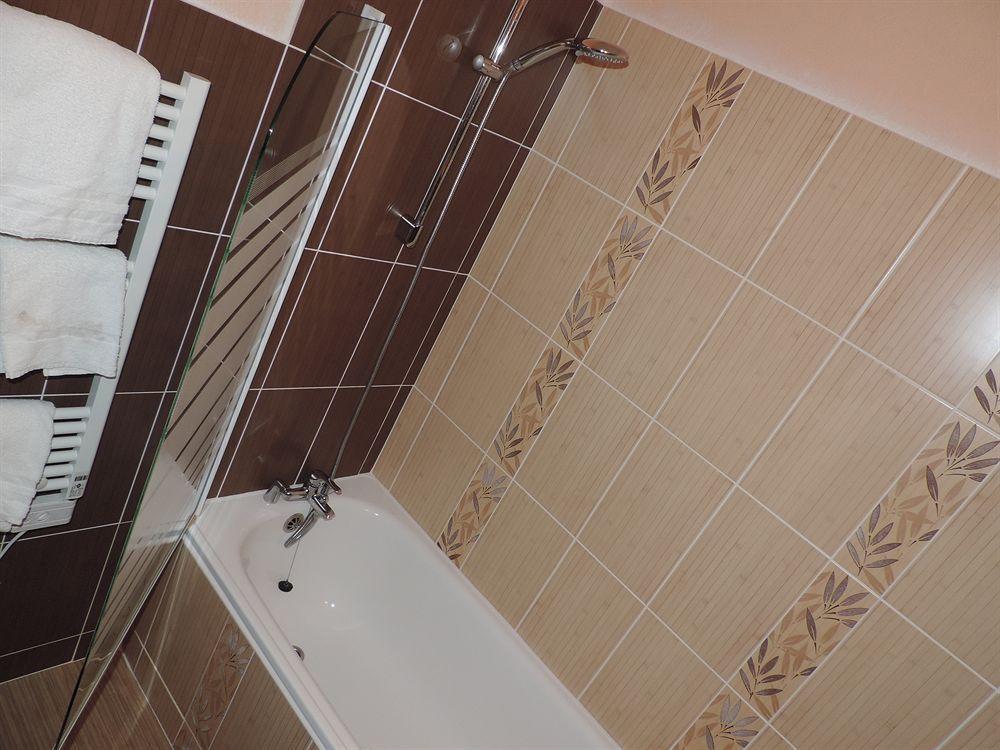 Hotel Amys Voreppe Εξωτερικό φωτογραφία