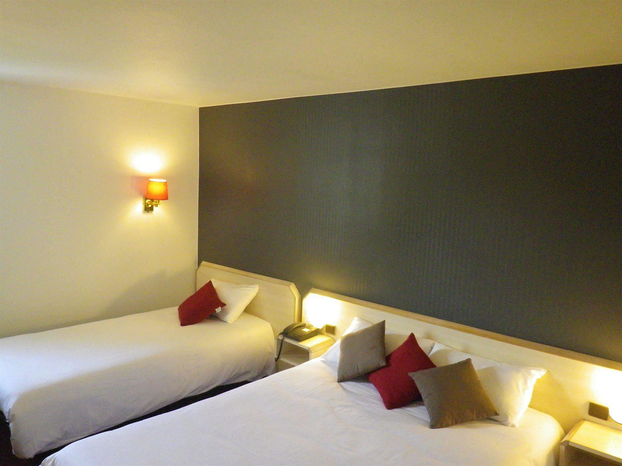 Hotel Amys Voreppe Εξωτερικό φωτογραφία