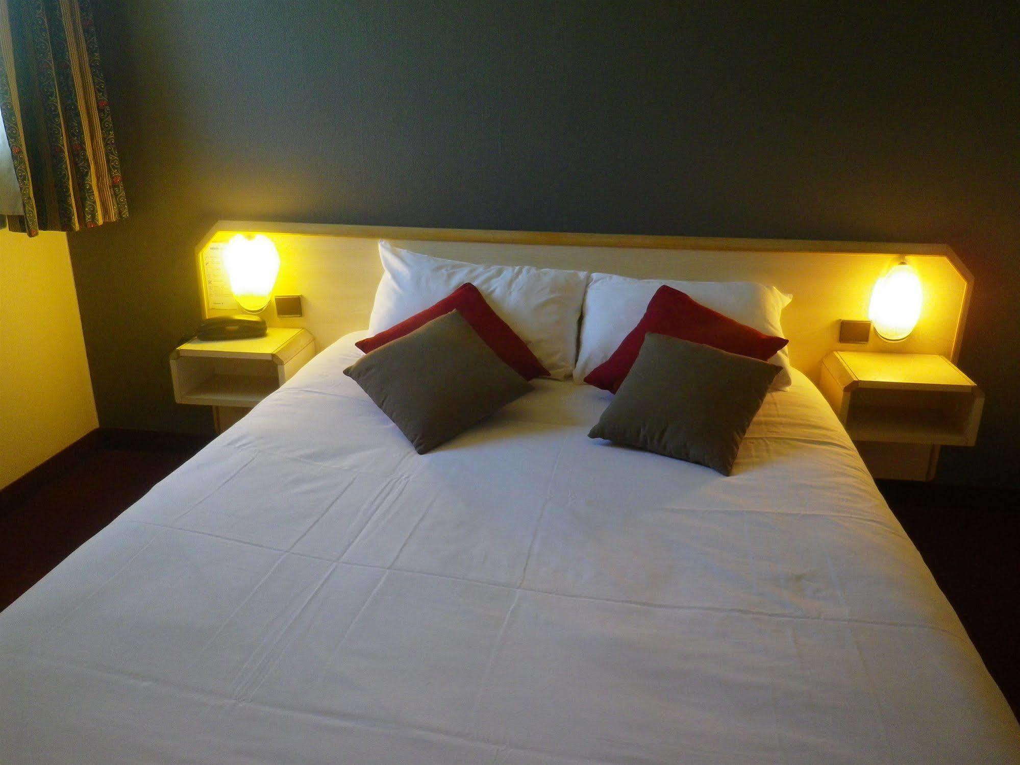 Hotel Amys Voreppe Εξωτερικό φωτογραφία