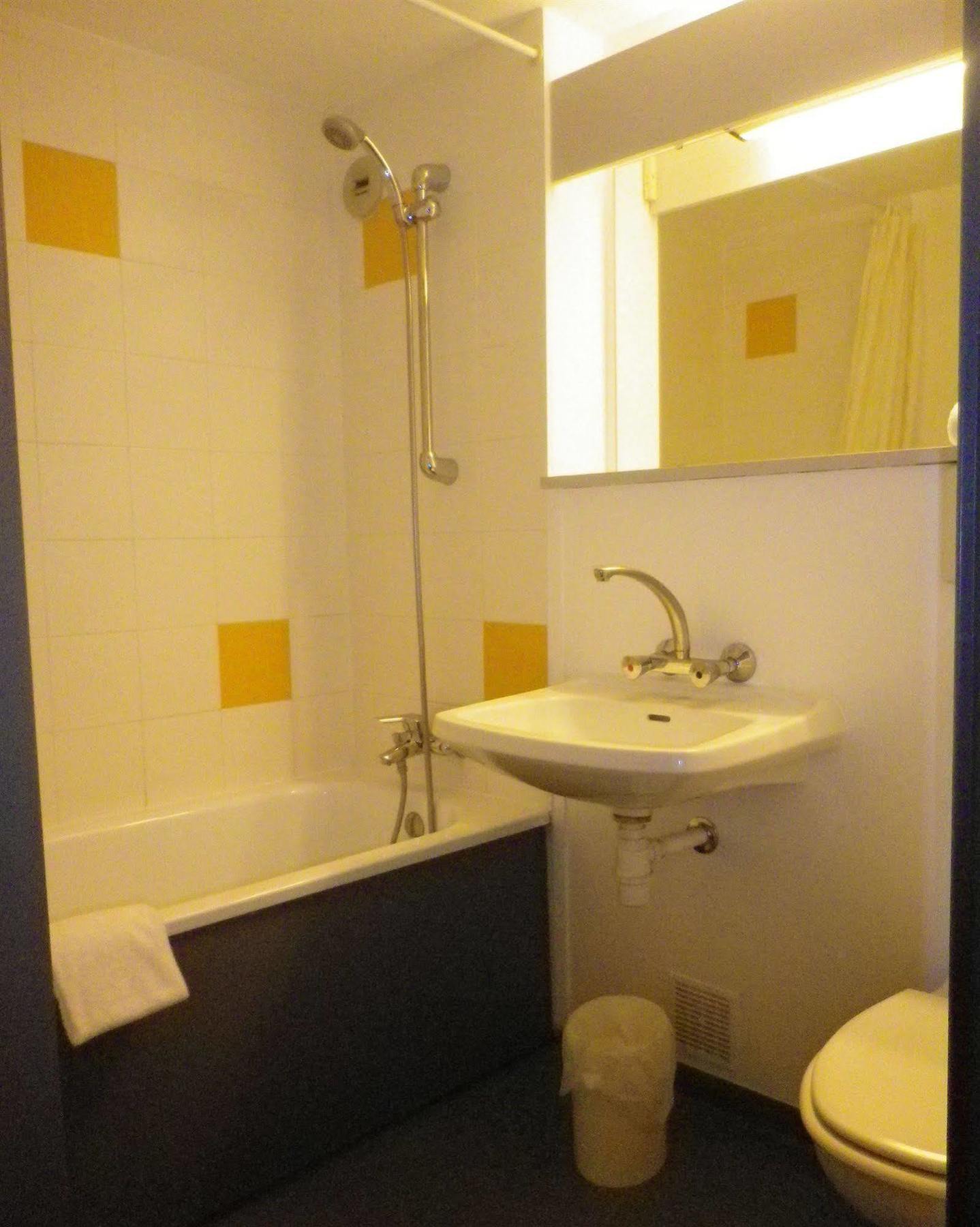 Hotel Amys Voreppe Εξωτερικό φωτογραφία