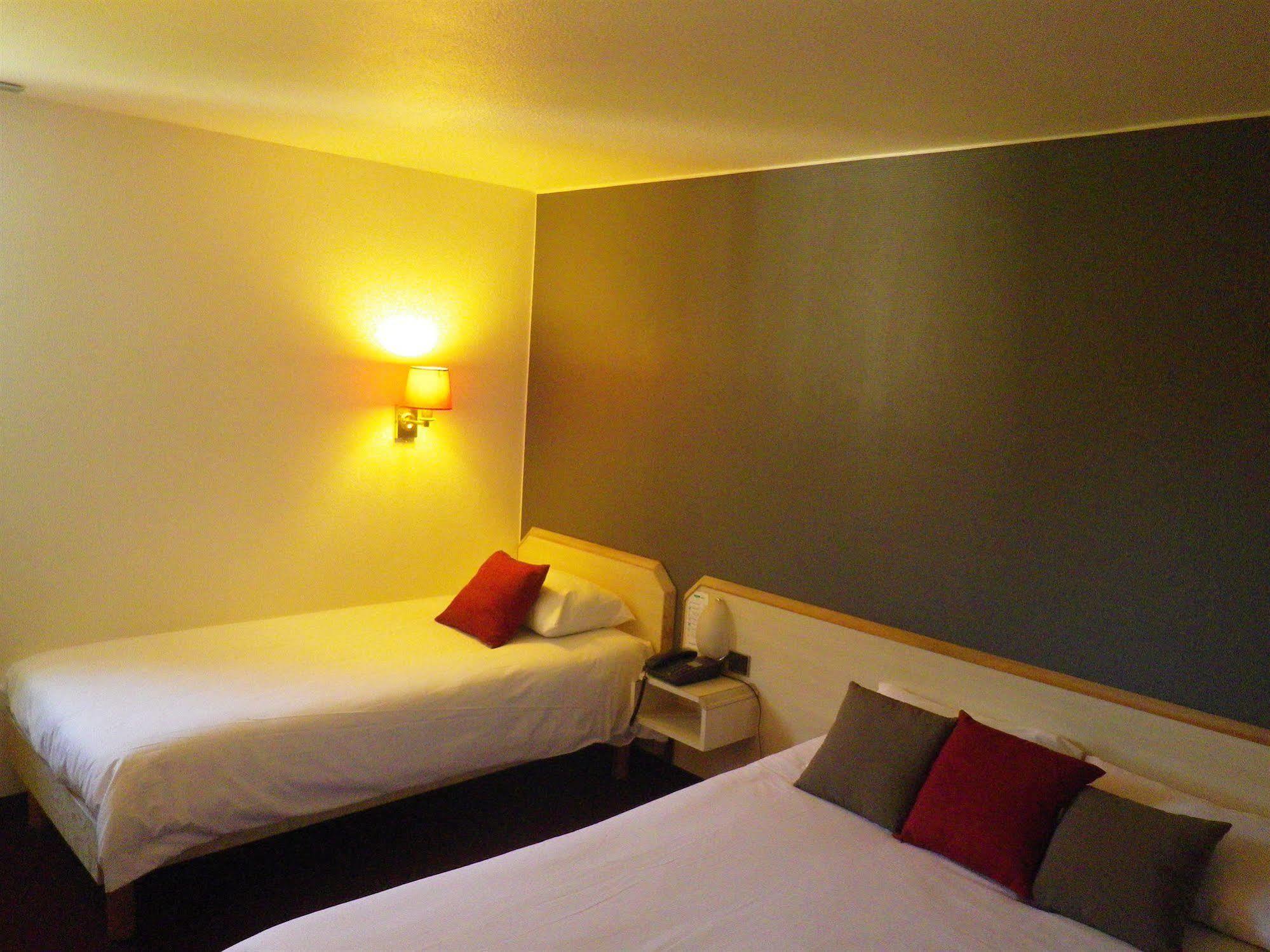 Hotel Amys Voreppe Εξωτερικό φωτογραφία